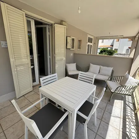 Blueloft Torrecanne Holiday home *